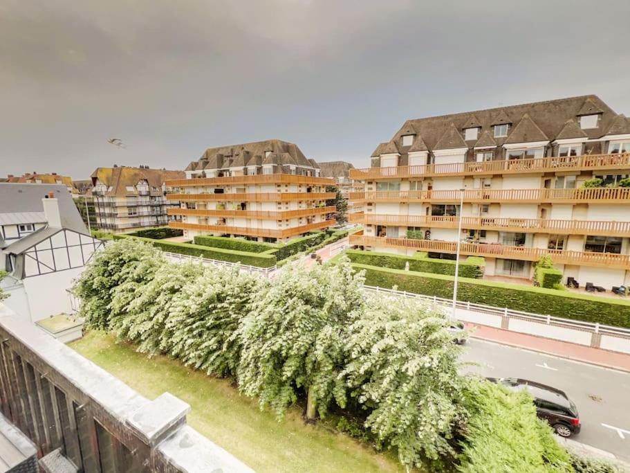 Deauville Triangle D'Or Proche Mer & Casino Aux Clefs Des Sacres Exterior foto